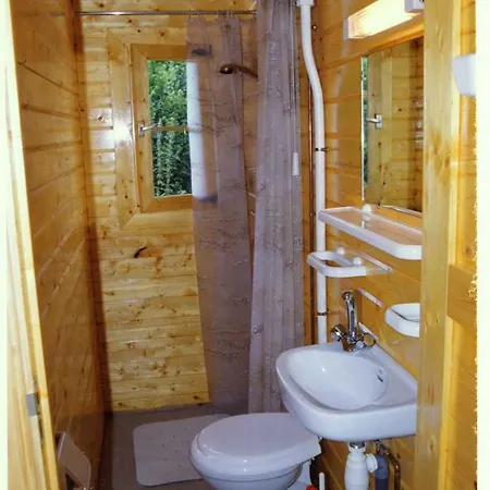 Camping Les De Montorgueil *