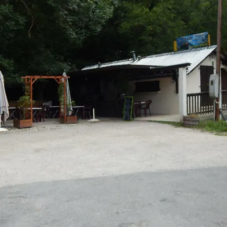 Les De Montorgueil *